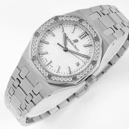 8F factory Audemars Piguettop-tierhigh-quality watch women's white dial 34mm automatic movement Royal Oaksteel bracelet watch front view