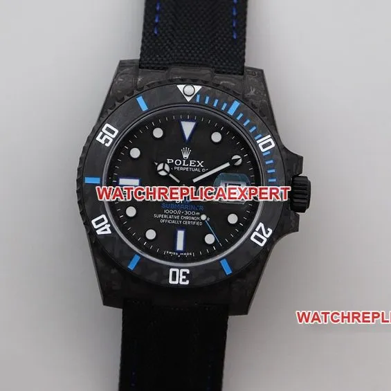 VS FactoryRolexSubmarinertop-tier 1:1super cloneblack dial carbon fiber blue ring leather strap style side live photo
