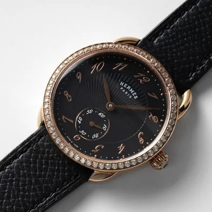 top-tier Hermès women's black dial black belt classic series quartzleather strap watch detail shots