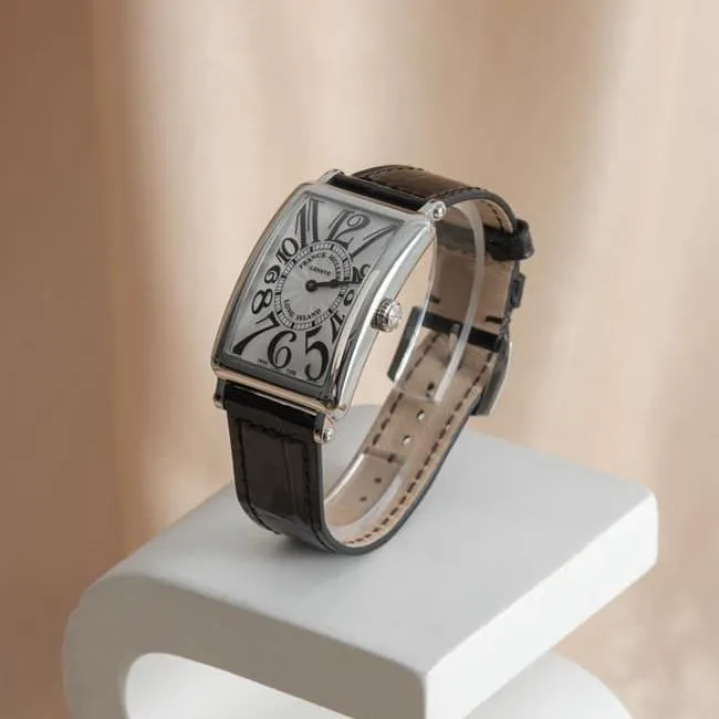 top-tier Frank Muller Long Island series quartz women's dial black belt watch detail shots