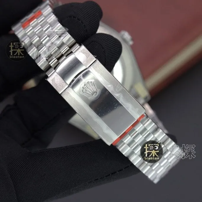 VSRolextop-tiersuper cloneblack dialDatejust watch_how much_picture_how is the workmanship clasp