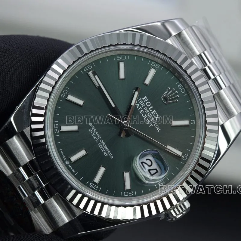 Rolex1:1 Watch Factory C Log 41green Dial Side