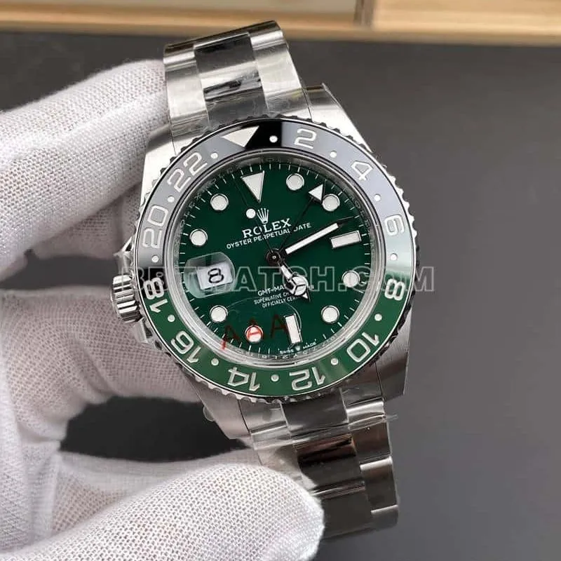 VSRolexGMT-Master1:1top-tier replicagreen dial126729side live photo