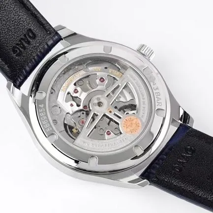 ZF Factorytop-tier replicaIWC super a watch men's white dial black belt new Portuguese series automatic movementleather strap watch side view