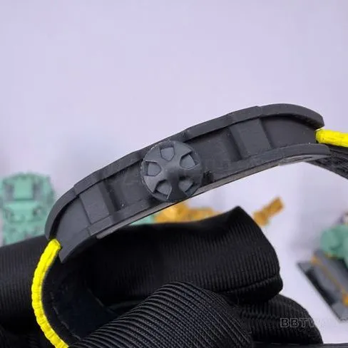top-tier watch RM067-02Richard Mille hollow dial yellow braceletside live photo