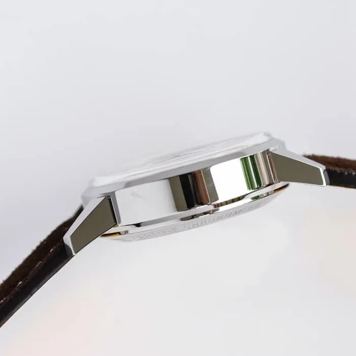 Top collectible watches Breitling Men's White Plate Top Time Series Belt Watch Details