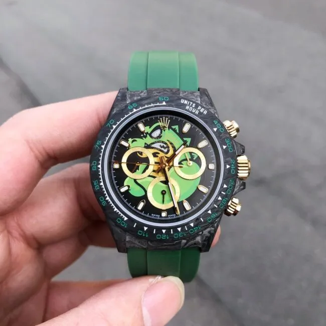 TW factory top-tier watch RolexROLEX universe chronographDaytona series carbon fiber black dial green bottom men's mechanical watch front view