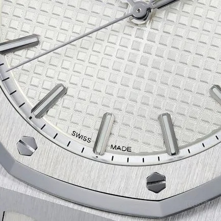 1:1replica watchZF FactoryRoyal OakAudemars Piguetsilver dial15500side live photo