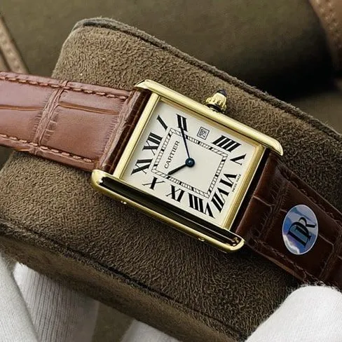 DR factory top-tier replicaCartierhigh-quality tank series couple series white dial brown belt fully automatic movementleather strap back cover picture