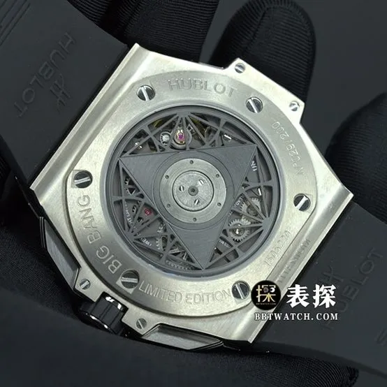 BBF factory BIG BANGHublot1:1replica watch black dial rubber model 418.NX.1107.RX.MXM19caseback live photo