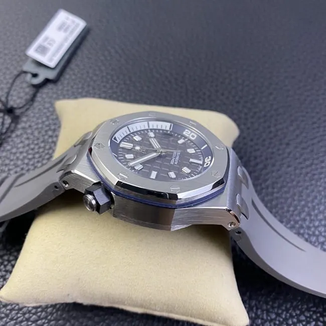 BF factory top-tier replicaAudemars Piguethigh-quality men's black dialrubber strap new automatic movement watch front view