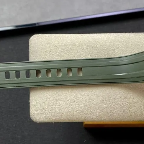 Omega 2022 Latest Seamaster 300 Two-Tone Black and Green Dial Men's Mechanical Watch Side View