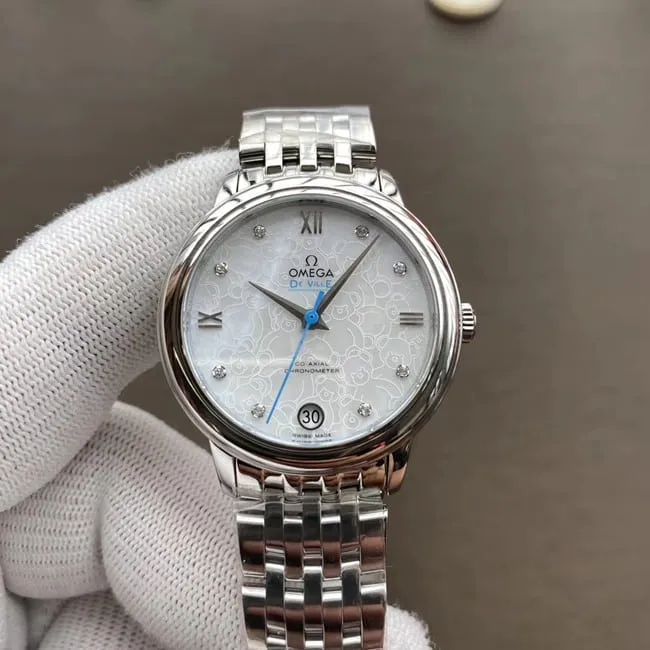Setting the Time on Your Omega Seamaster
