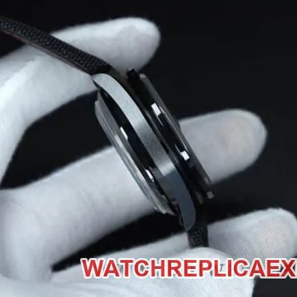 top-tier watch OmegaOM Speedmaster Dark Side of the Moon ceramic material 9300chronographmovement men's black dial nylon strap cool watch movement picture