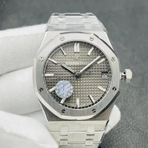 Top watch Audemars Piguet Royal Oak 15500 V2 edition powerfully showcases the reigning steel king, white steel, gray dial, men's watch, side view