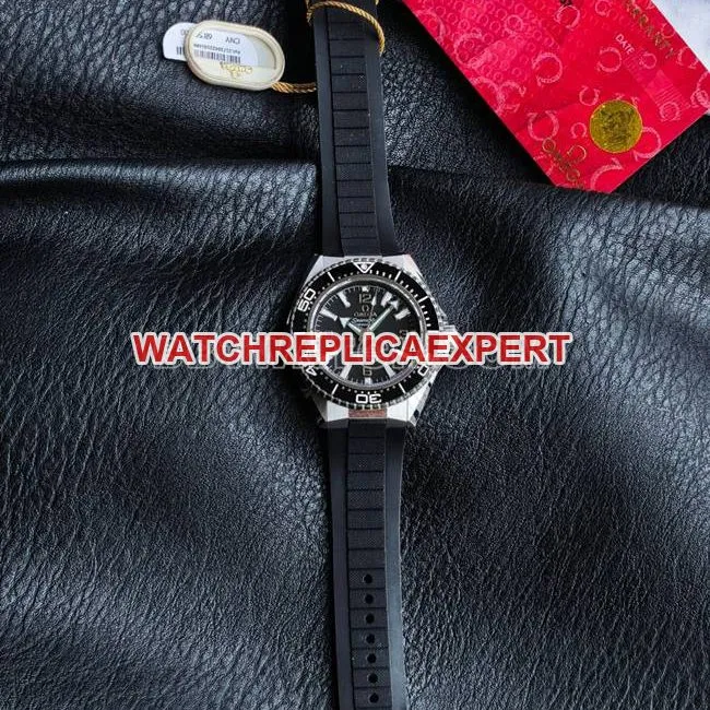 VS Factorytop-tier watch Seamaster 600m black dial black bezel rubber braceletside live photo