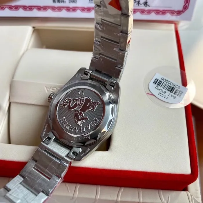top-tier watch Omega women's white dialSeamaster series steel bracelet watch front view