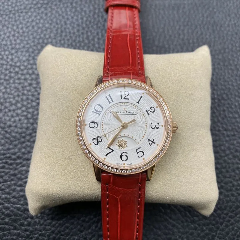 Side view of Jaeger-LeCoultrereplica watch dating series women's rose gold watch
