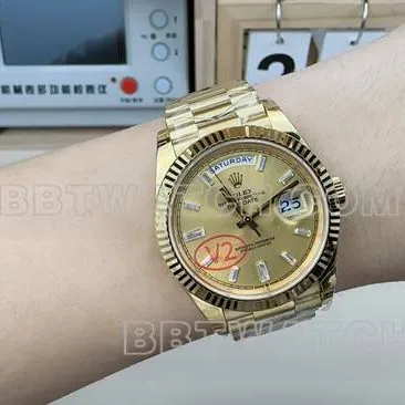 top-tier watch VS FactoryRolexDay-Date gold plate steel braceletside live photo