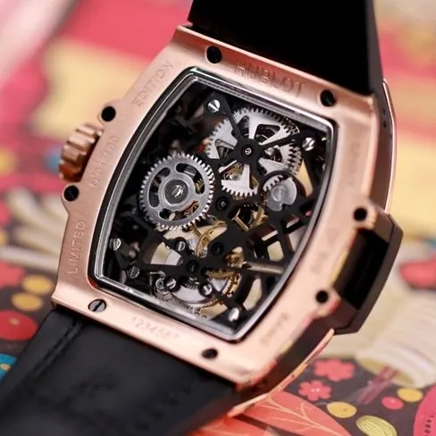 Hublot (Hengbao) watches men's black disk black belt mechanical MASTERPIECE series manual winding tourbillon watch detail picture