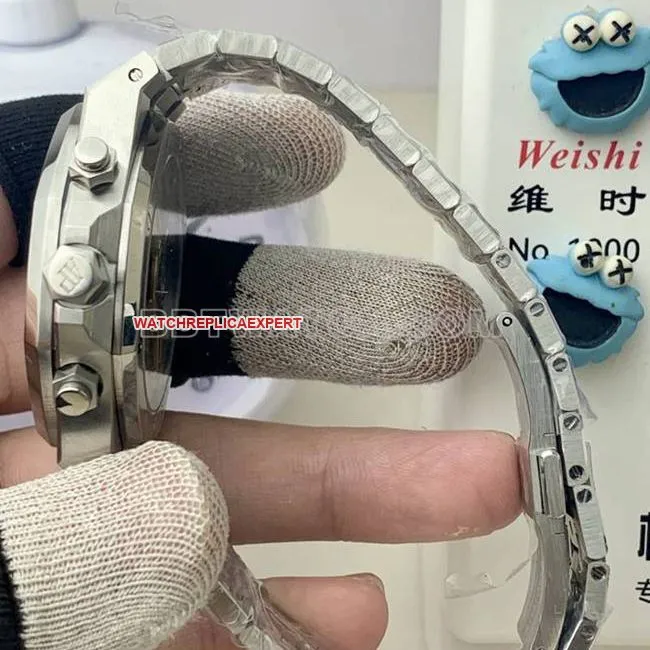 collectible watch Royal OakBLS factory Audemars Piguetblue dial mechanical 26420side live photo