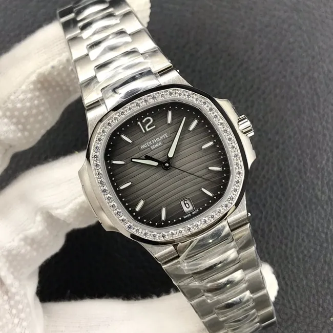 PF Factory Top Patek Philippe Nautilus Men's Black Dial Steel Strap Sport Series Automatic Mechanical Watch Side View