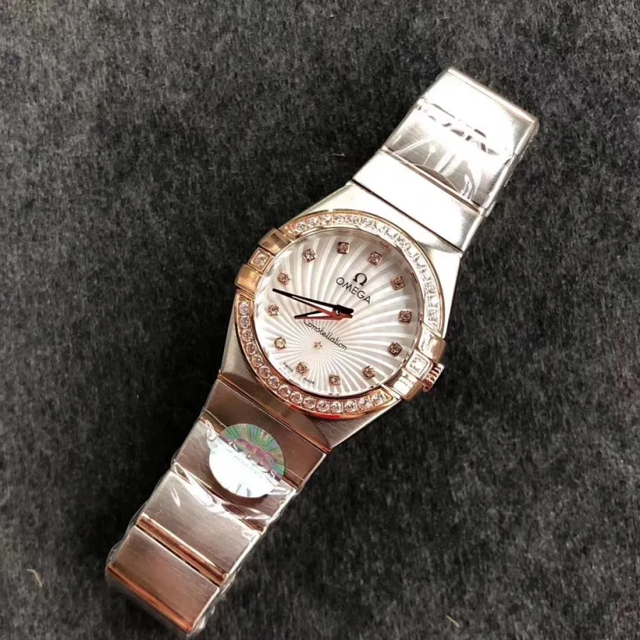 Elegant Mother-of-Pearl Women's Watches