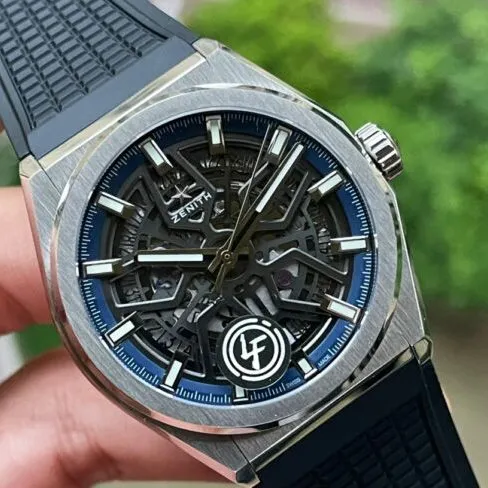 Big factory high-quality replicaLF Zenith DEFY series new upgraded version of Land Rover's iconic flower wheel high-value hollow men's watch front view