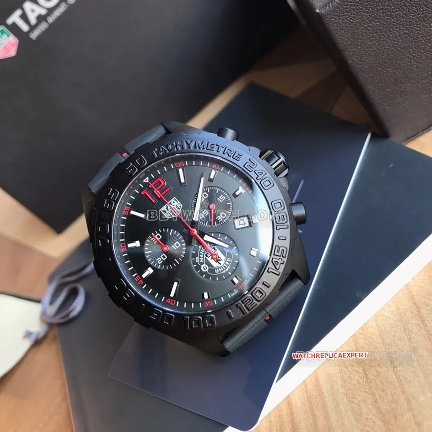 TAG Heuer F1top-tier 1:1high-quality replicablack dial Manchester United CAZ101Jside live photo