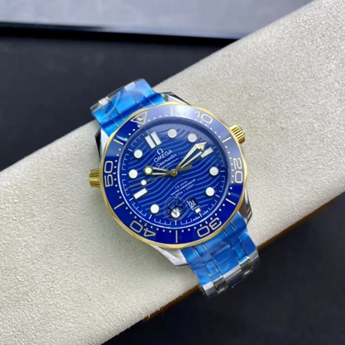 top-tier watch Omega men's blue dialSeamaster series 300m steel bracelet watch side view