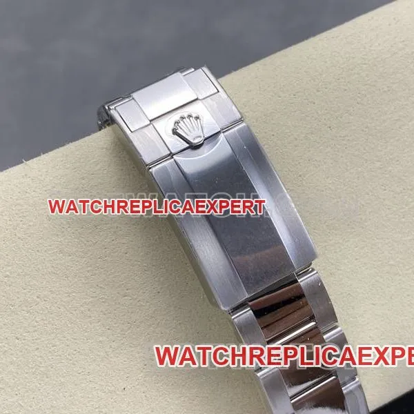 Rolex collectible watch ARF FactoryGMT-MasterGMT green and black circle 3285 three grid link side live photo