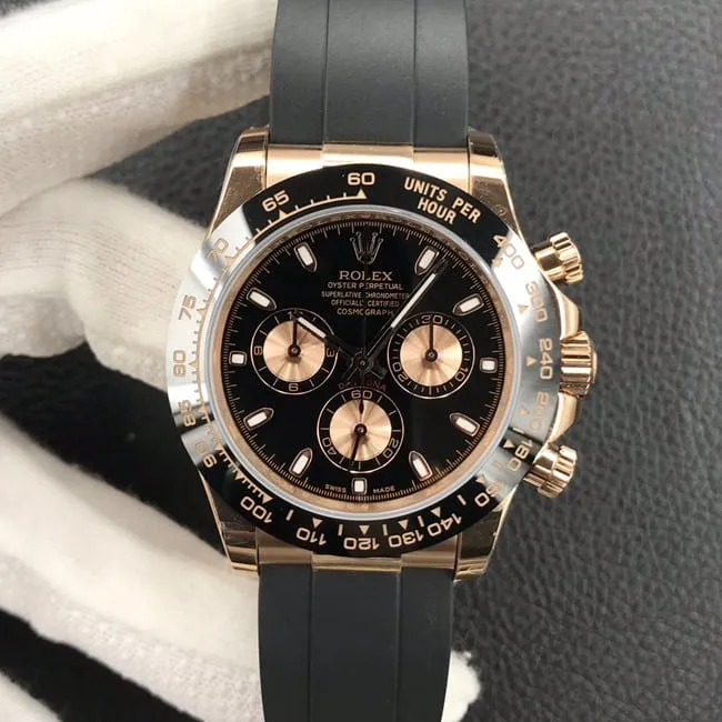 Rolextop-tier watch men's black dialrubber strap universe chronograph Daytona series watch side view