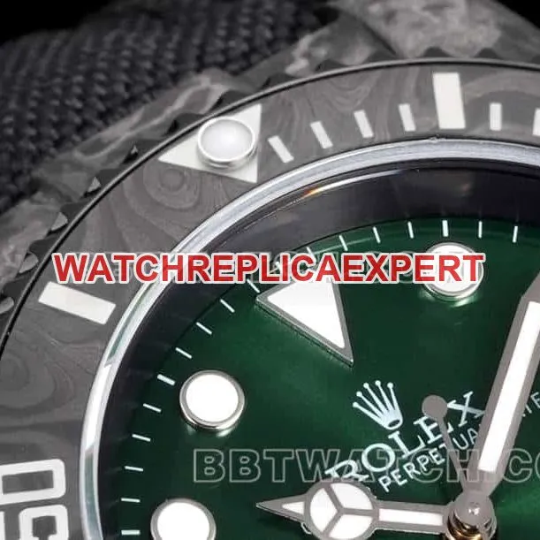 PPM factory RolexSubmariner1:1super clonegreen dial carbon fiber 3135 black leather strap model side live photo