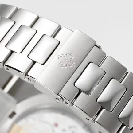 top-tier watch Patek Philippe Nautilus 40th anniversary white steel blue bottom men's mechanical watch side view