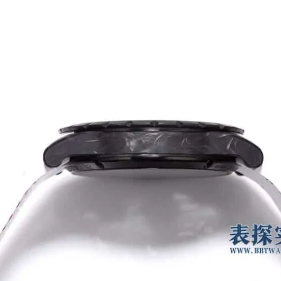 BBR King Roger Dubuis watch hollow plate tourbillon rubber model DBEX0577 side view