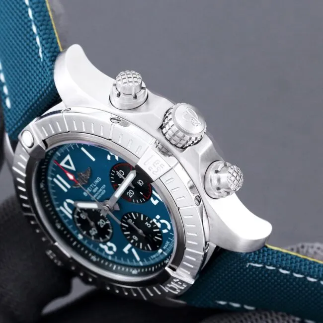 Big factory high-quality brand new Breitling Avenger B01chronograph watch original open mold men's watch detail shots