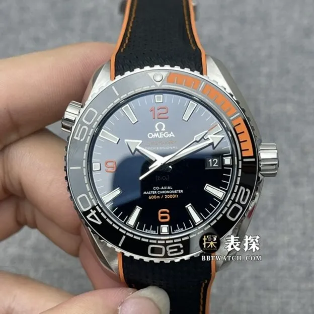 VS FactoryOmegaSeamastertop-tier 1:1high-quality watch men's black dial rubber model pictures and prices side live photo