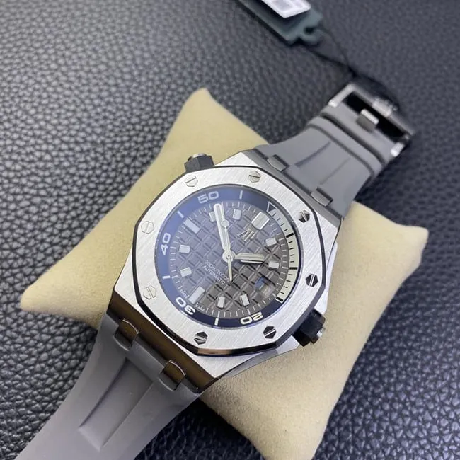 BF factory top-tier replicaAudemars Piguethigh-quality men's black dialrubber strap new automatic movement watch front view