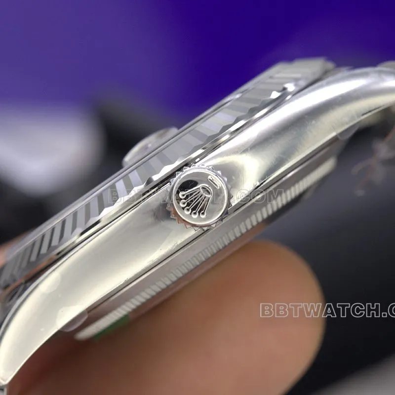 Rolex watch factory C log 41black dialclasp details