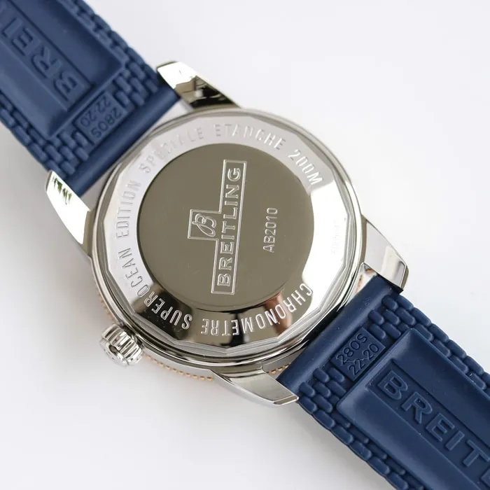 top-tier watch Breitling men's white dial super ocean culture series mechanical watch side view