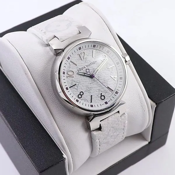 ReplicaLV ladies watch 34mm white dial high quality quartz watch front view