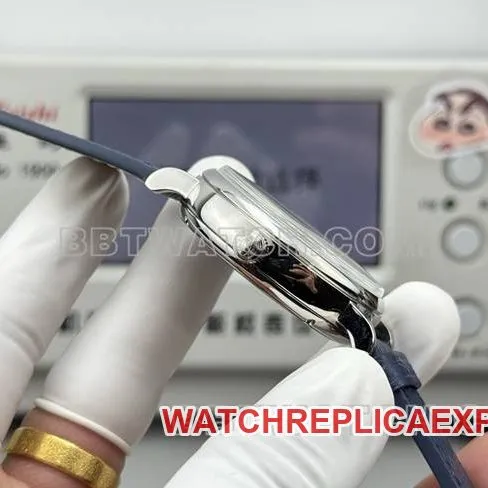 watch Portofino GR factory IWC white dial blue needle blue leather strap caseback live photo