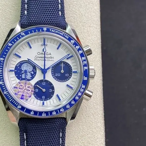 Celebrating Snoopy’s 150th anniversary Omega Speedmaster series top-tier watch front view
