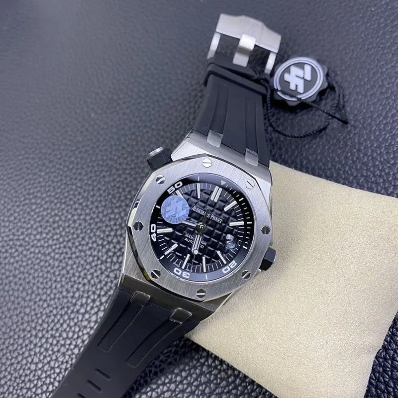 Audemars Piguethigh-quality watch AP15710 Return of the King mechanical watch side view