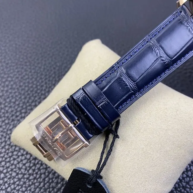 OM Factorytop-tier watch Blancpainvilleret classic series men's blue dial blue belt watch side view