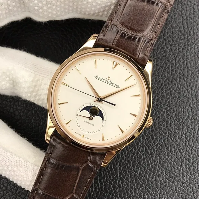 GF Factory top-tier watch Jaeger-LeCoultre men's white dial brown belt automatic movement master series leather strap watch side view