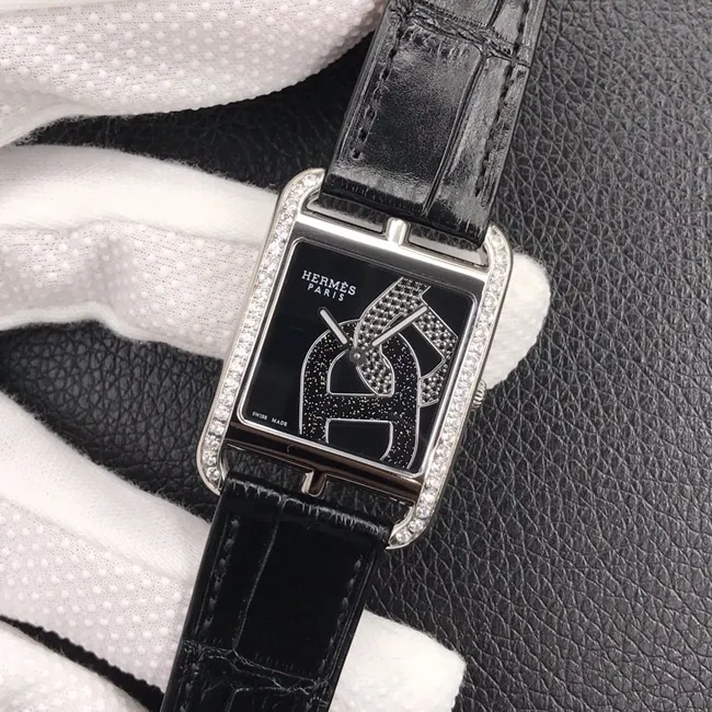 YF factory top-tier watch Hermès women's black dial black belt quartzleather strap watch bracelet picture