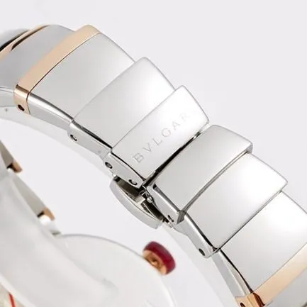 top-tier replicaBvlgari women's green dialsteel braceletLVCEA series quartz watch side view