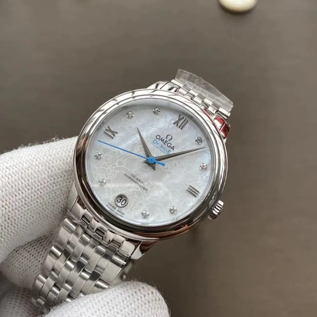 Omegatop-tier watch Diefei series women's white dialsteel braceletautomatic movement watch front view