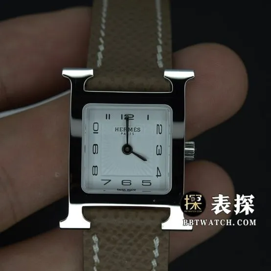 BV ladies Hermès watch white dialleather strap model W036709WW00 back view